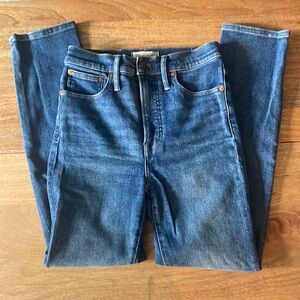 EUC Madewell Perfect Vintage Jean in dark blue size 26